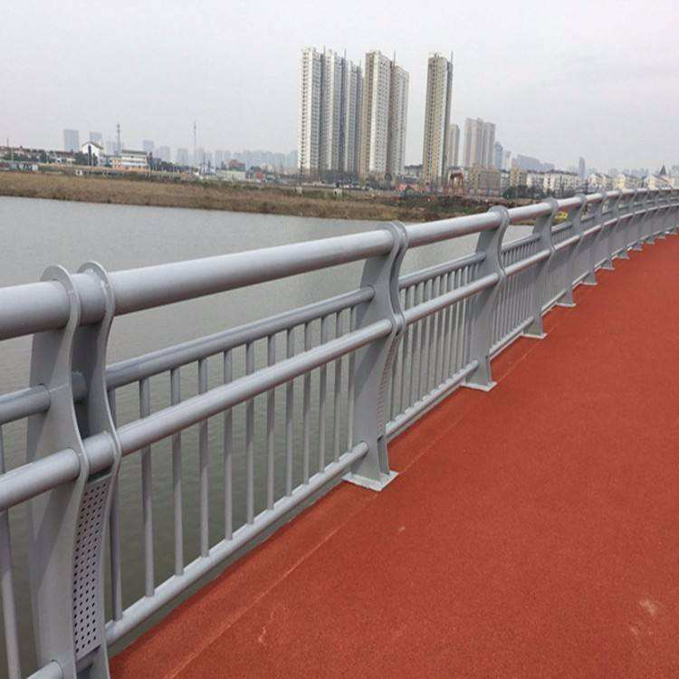 道路護欄